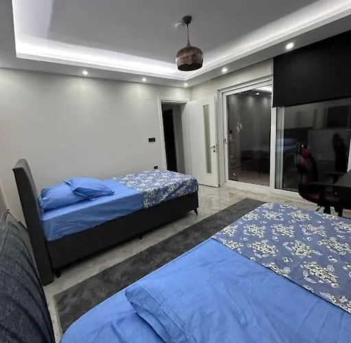 Villa Bahçeli Verandalı şirin Ev Havalimanına Yakın