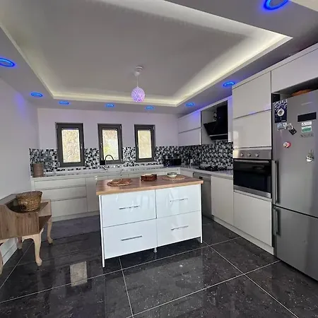 Villa Bahceli Verandali Sirin Ev Havalimanina Yakin Dalaman