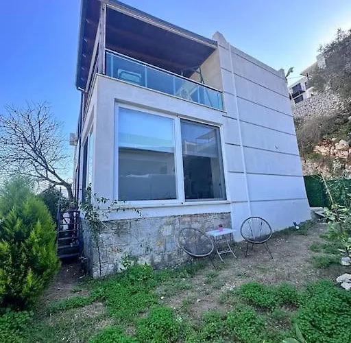 Bahceli Verandali Sirin Ev Havalimanina Yakin * Dalaman