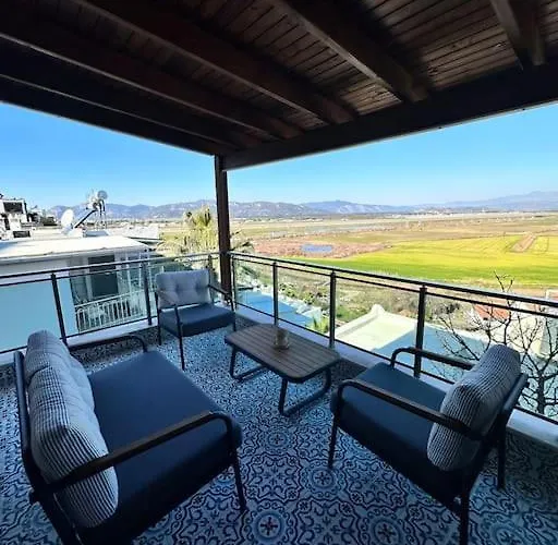 Bahceli Verandali Sirin Ev Havalimanina Yakin